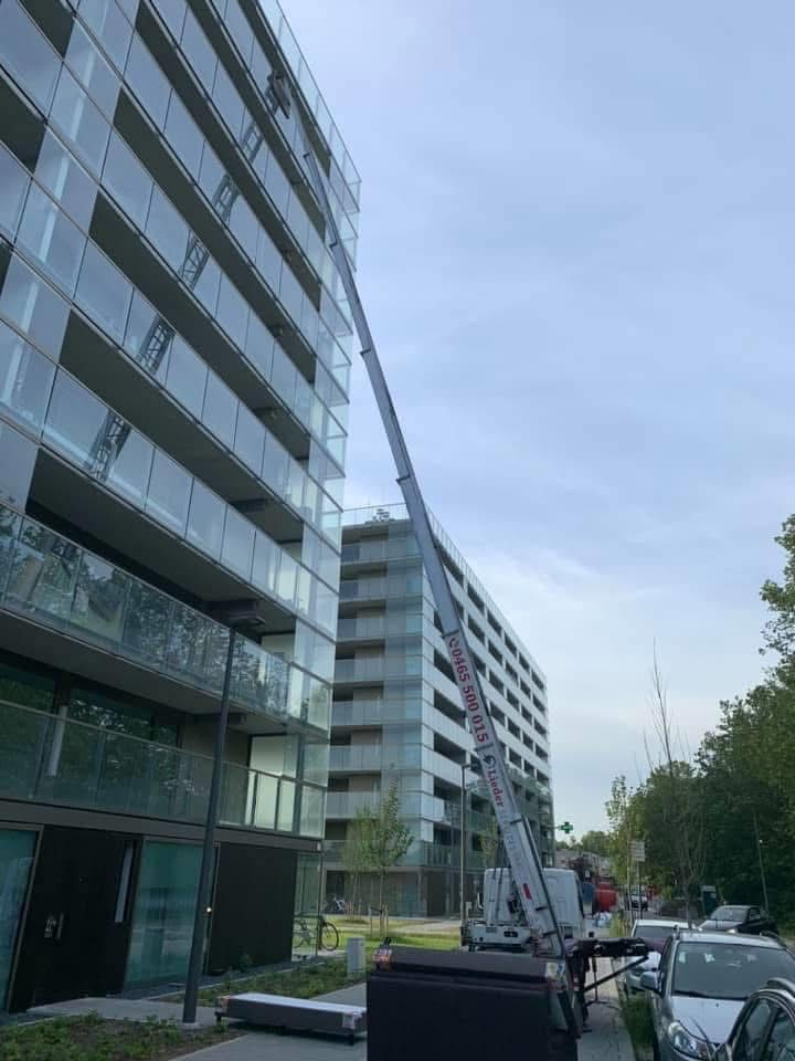 Ladderlift type 6 in actie